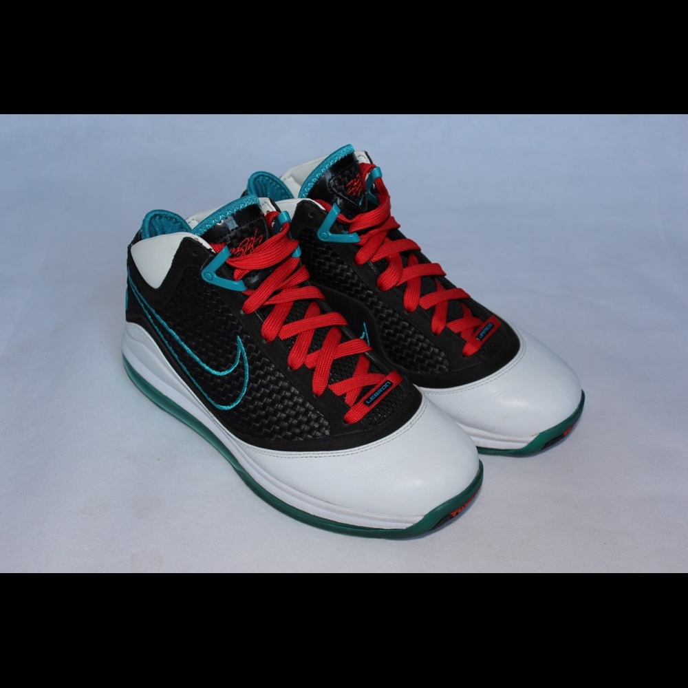 Meet your Posher, George